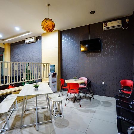 Hotel O Makassar Near Gereja Advent Tikala Baru Formerly Rid'S Hotel Manado Extérieur photo