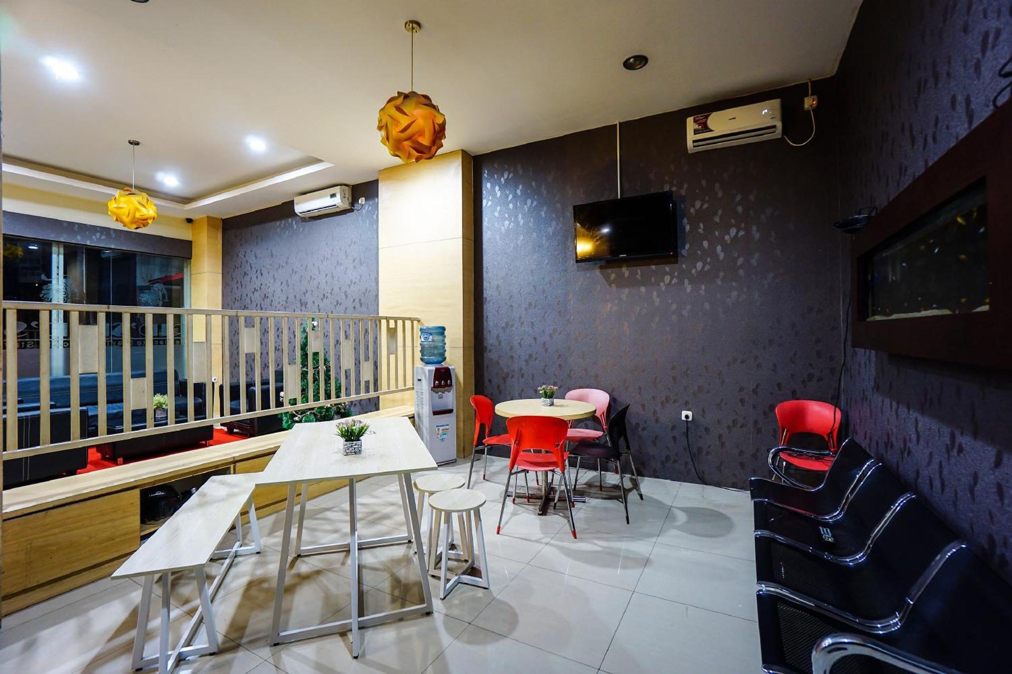 Hotel O Makassar Near Gereja Advent Tikala Baru Formerly Rid'S Hotel Manado Extérieur photo