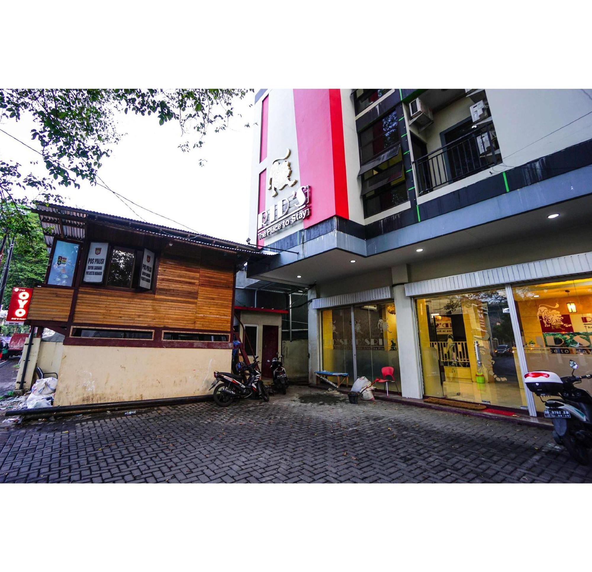 Hotel O Makassar Near Gereja Advent Tikala Baru Formerly Rid'S Hotel Manado Extérieur photo