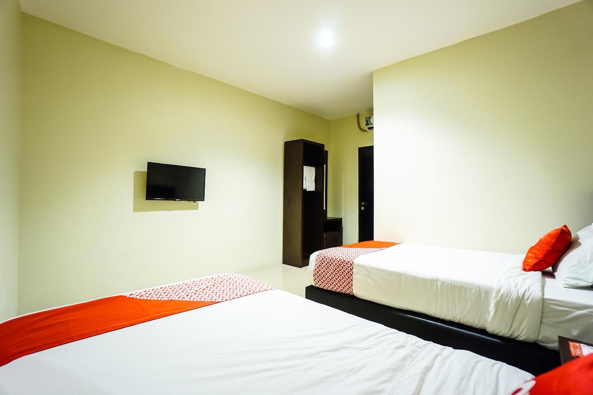 Hotel O Makassar Near Gereja Advent Tikala Baru Formerly Rid'S Hotel Manado Extérieur photo